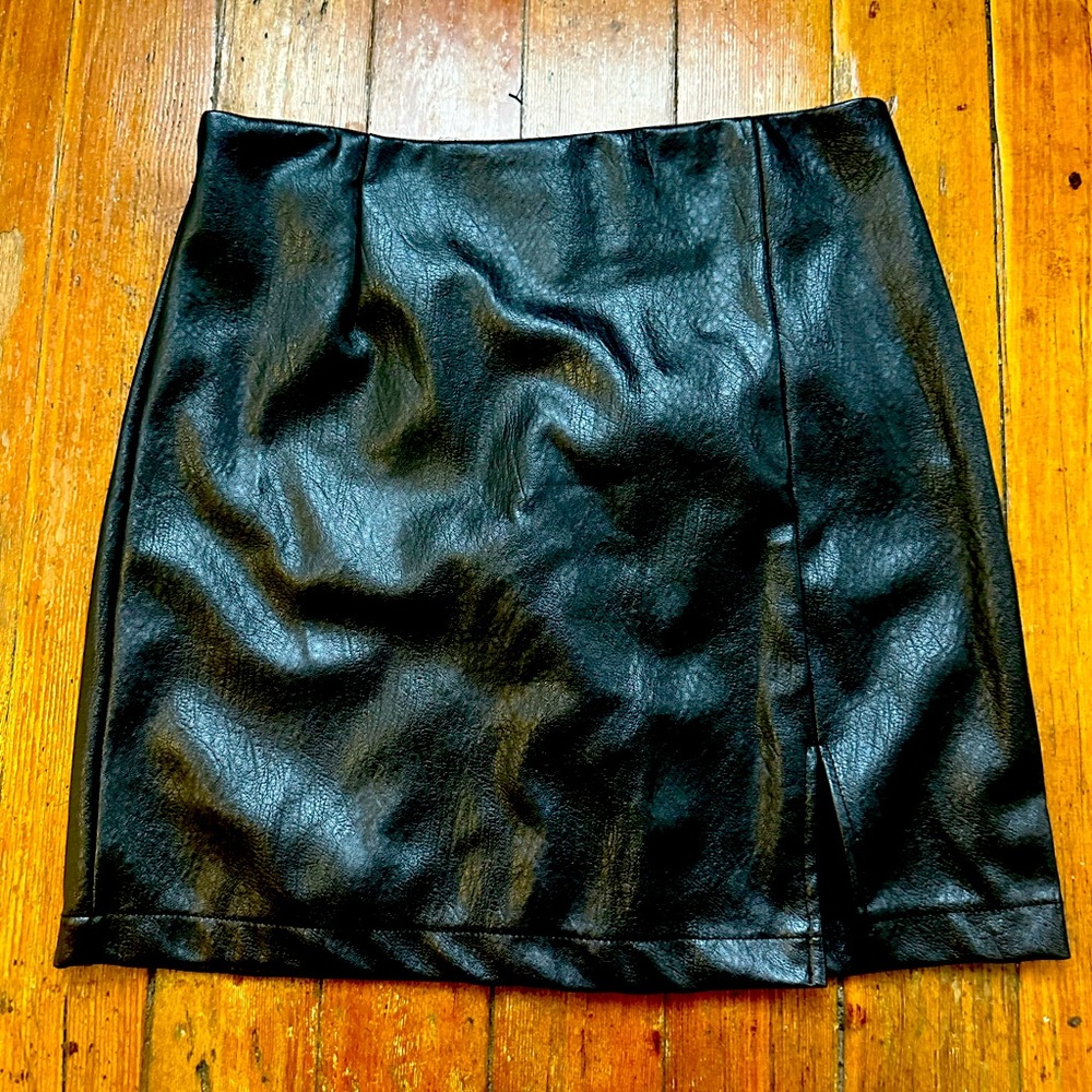 Mini pleather skirt with slit size 8
